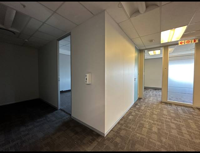 308M² OFFICE TO LET IN SANDTON CENTRAL